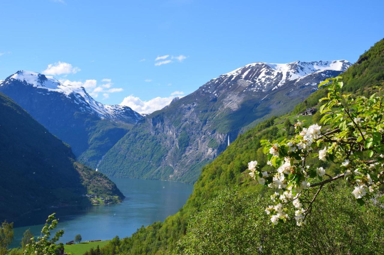 Hole Hytter Geiranger Exterior photo