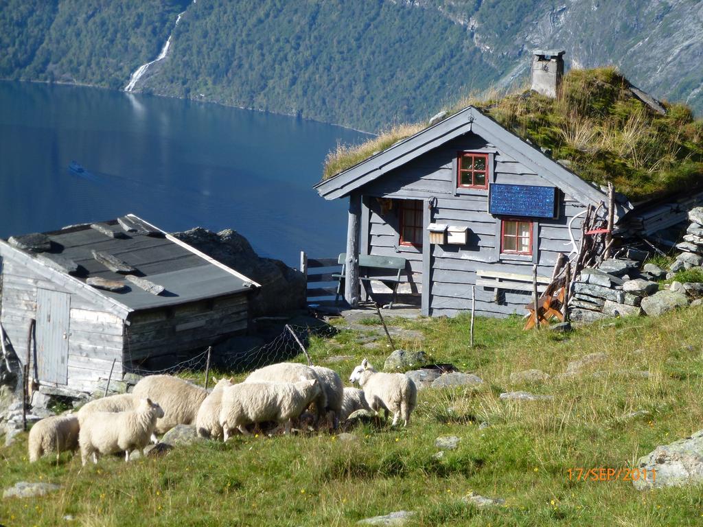 Hole Hytter Geiranger Exterior photo